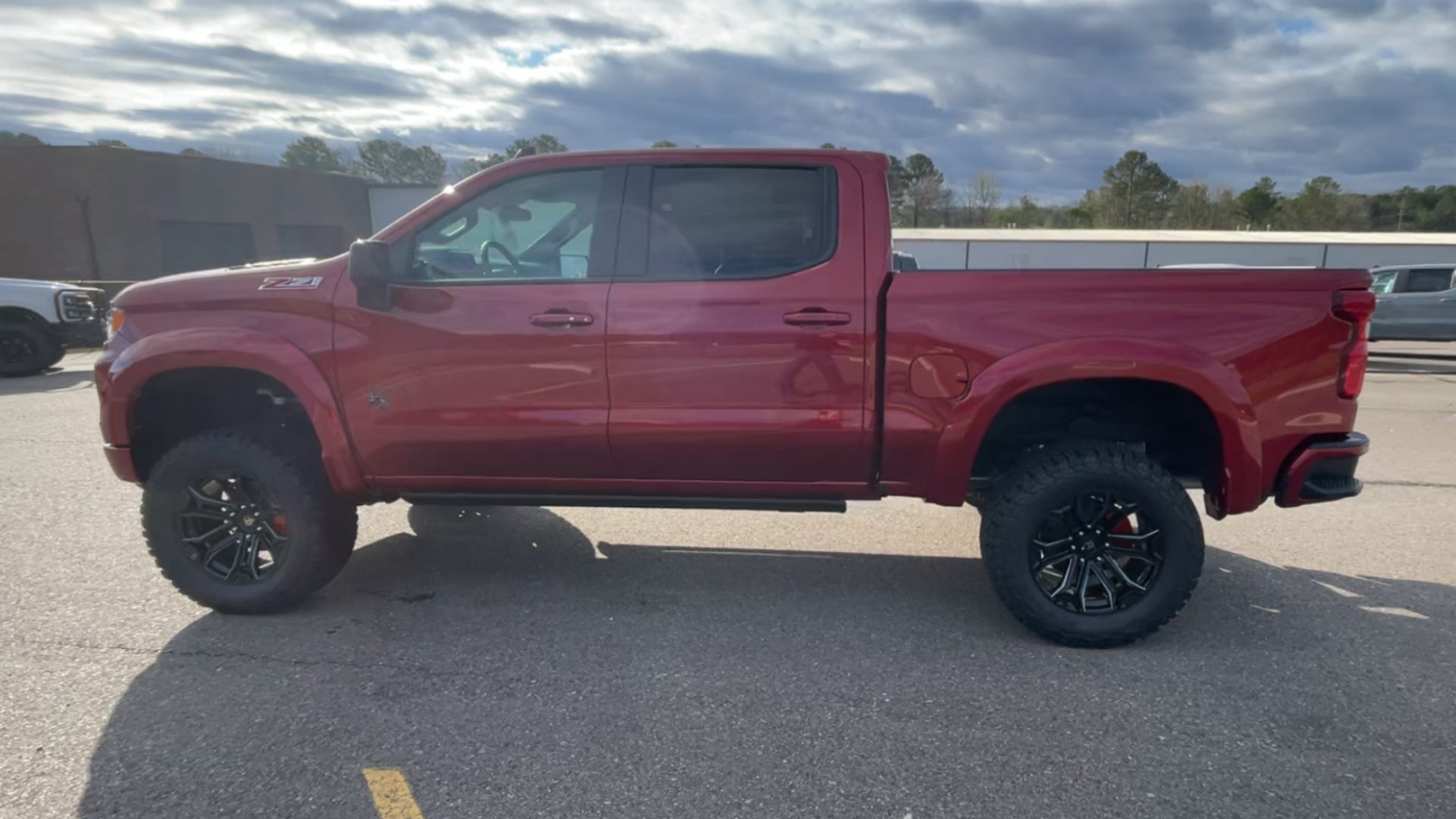 Vehicle Image 8