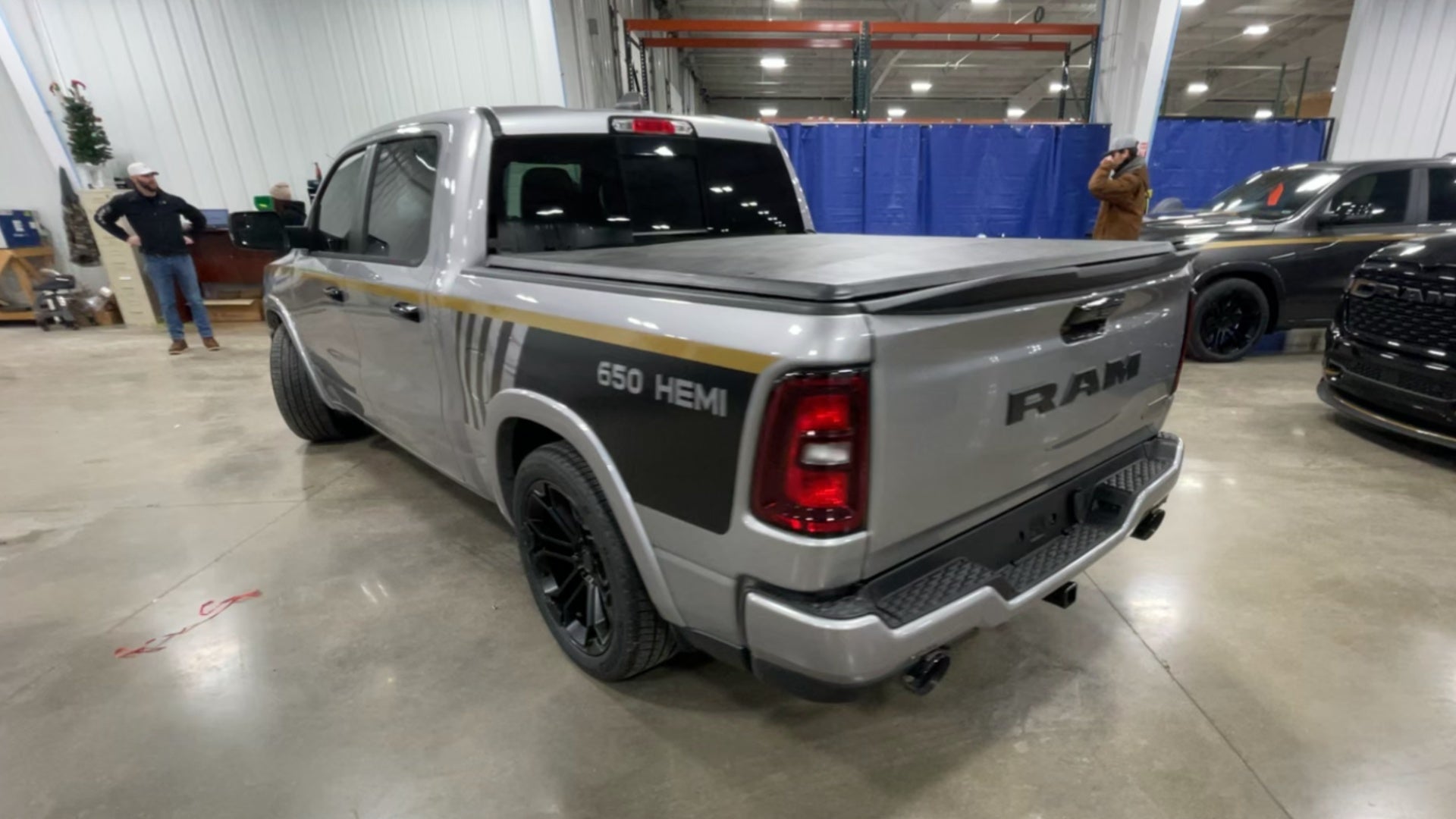 Vehicle Image 8
