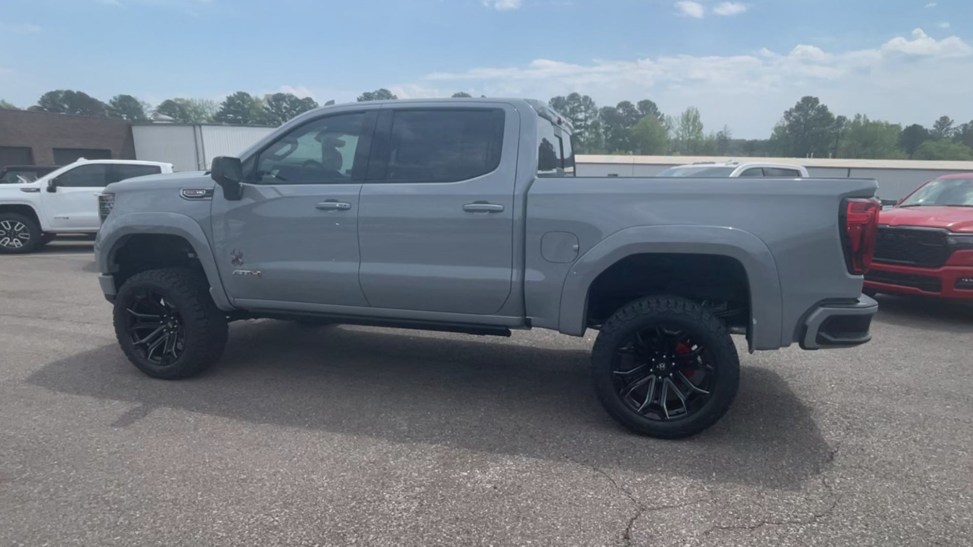 Vehicle Image 8