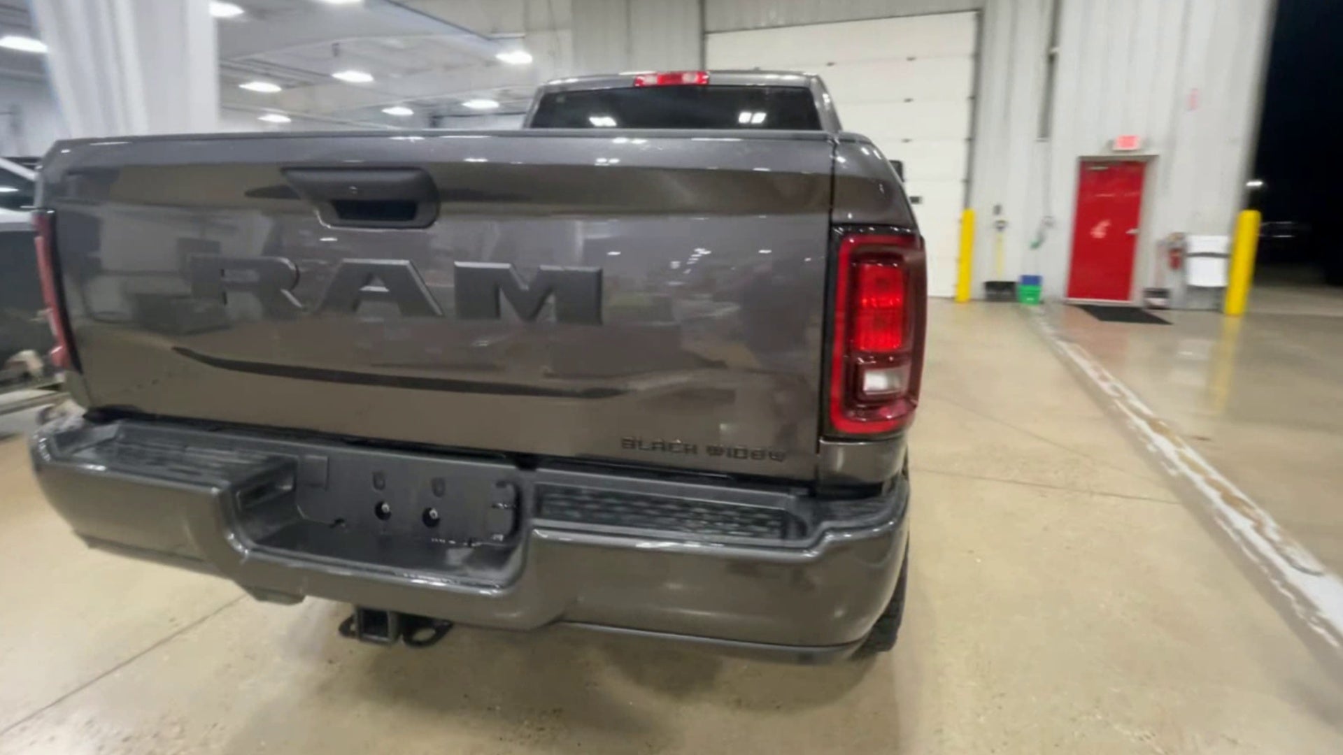 Vehicle Image 8