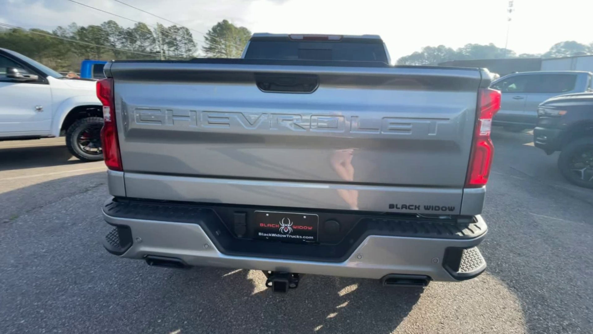 Vehicle Image 8