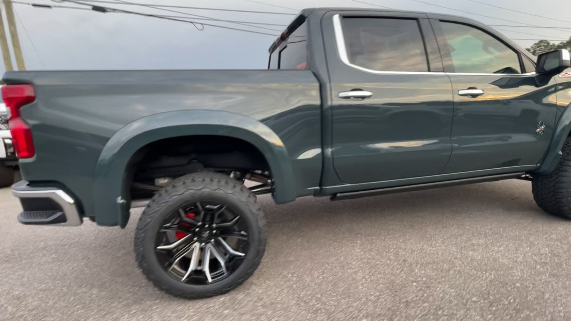 Vehicle Image 8