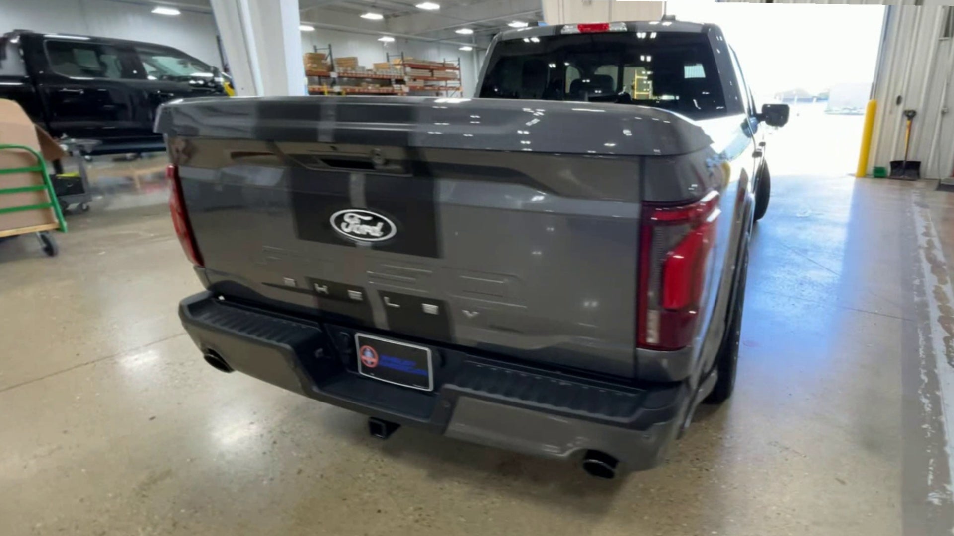 Vehicle Image 8
