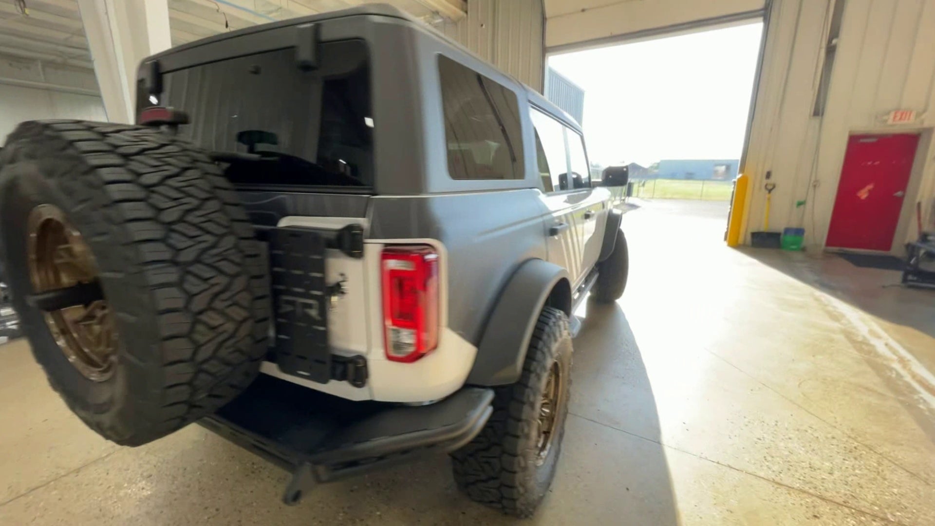 Vehicle Image 8