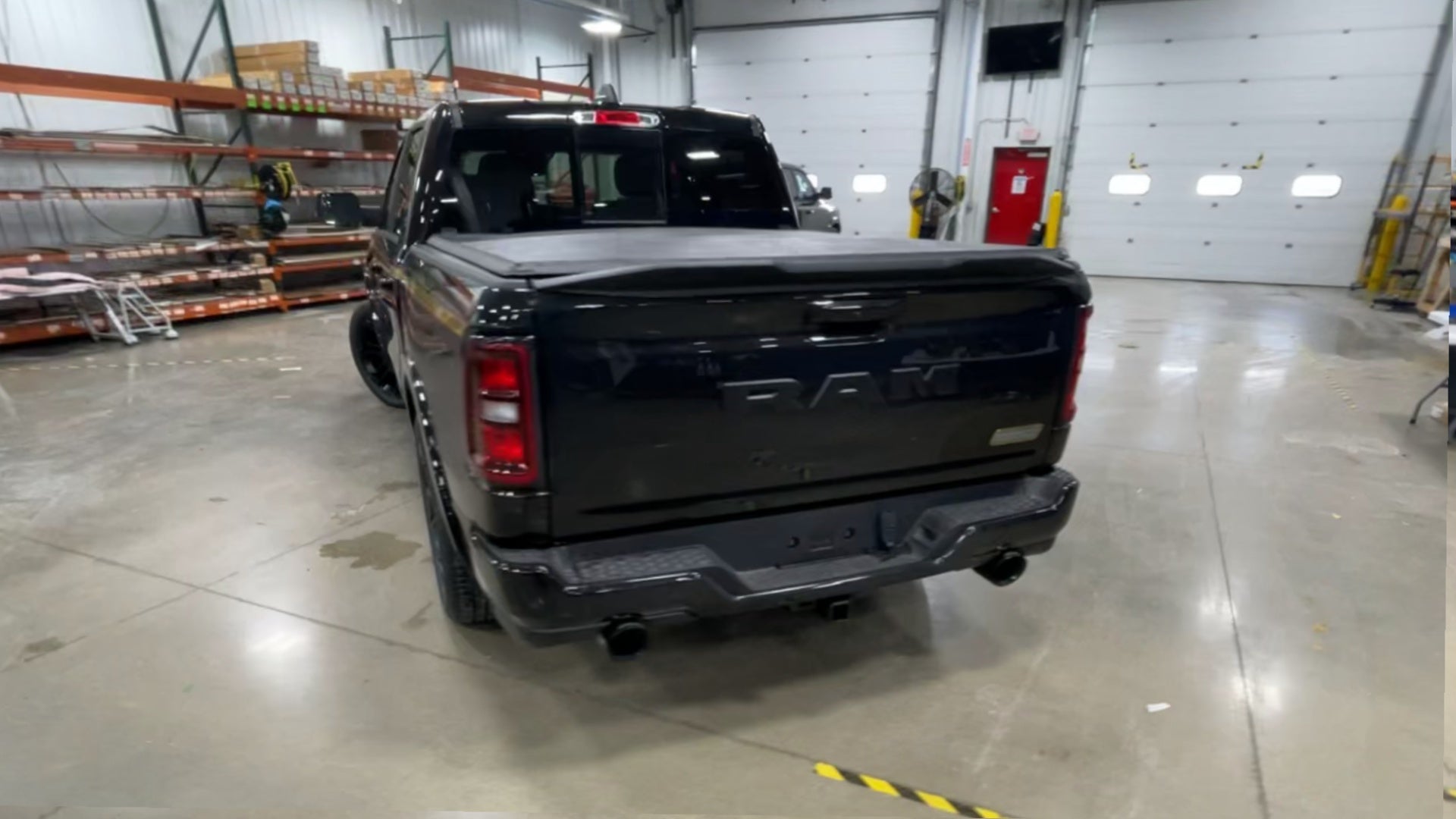 Vehicle Image 8