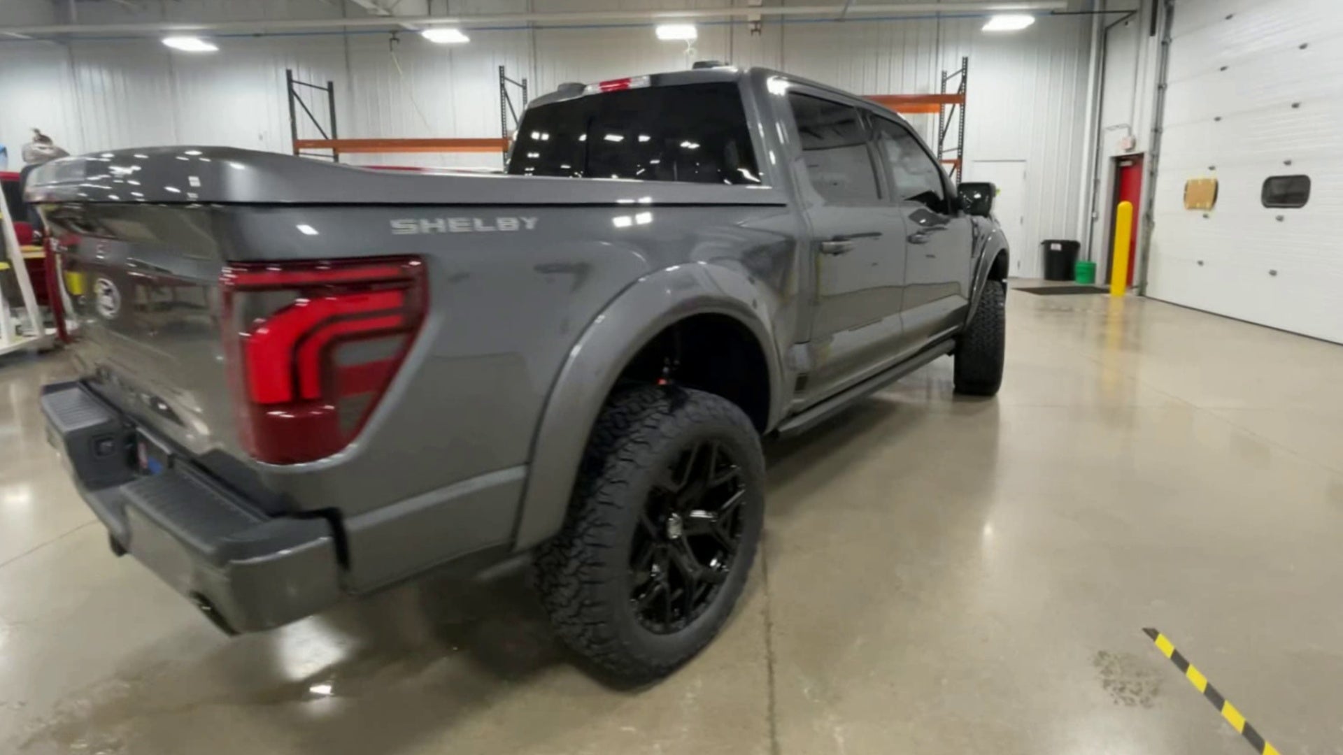 Vehicle Image 8
