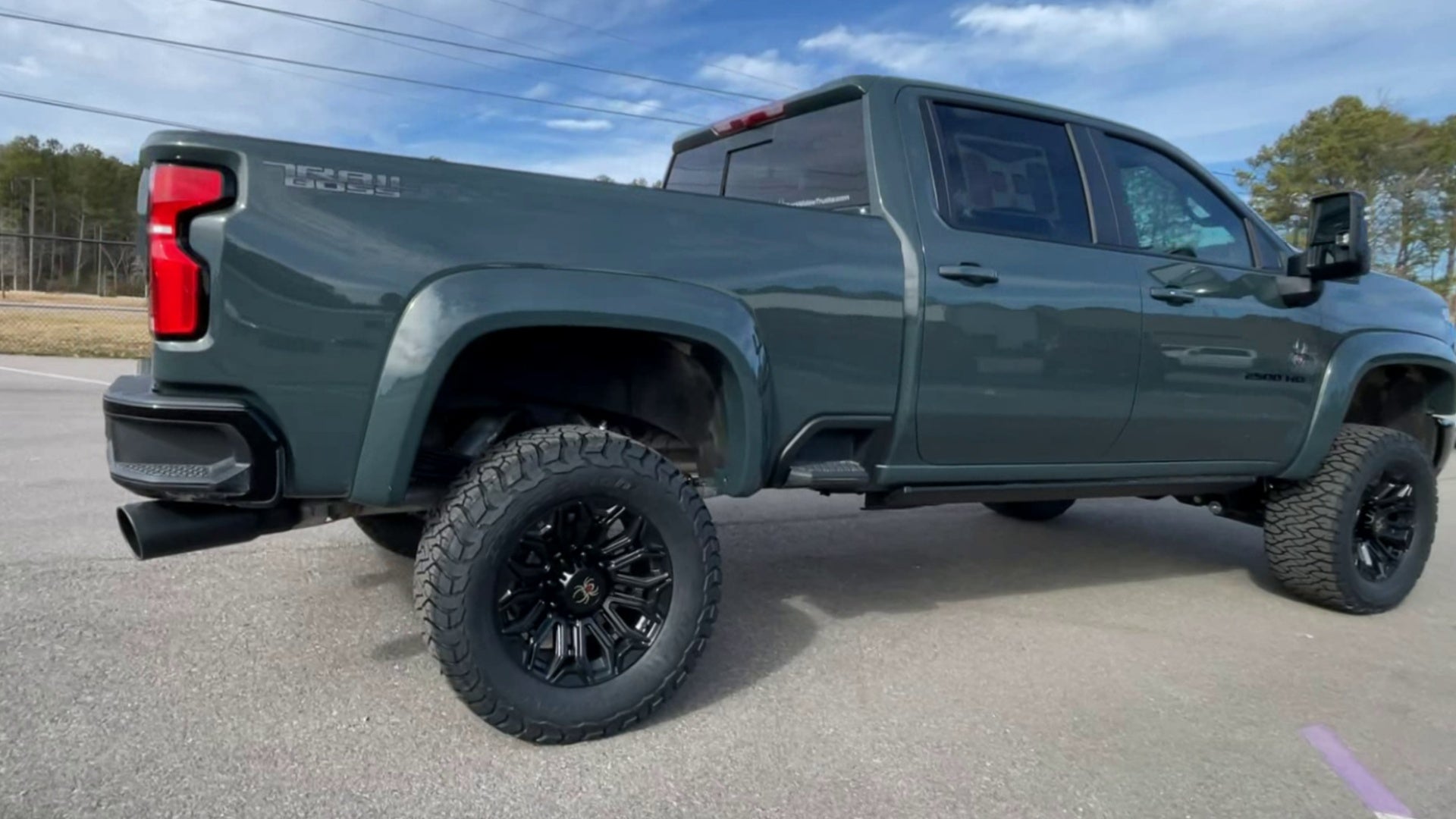 Vehicle Image 8