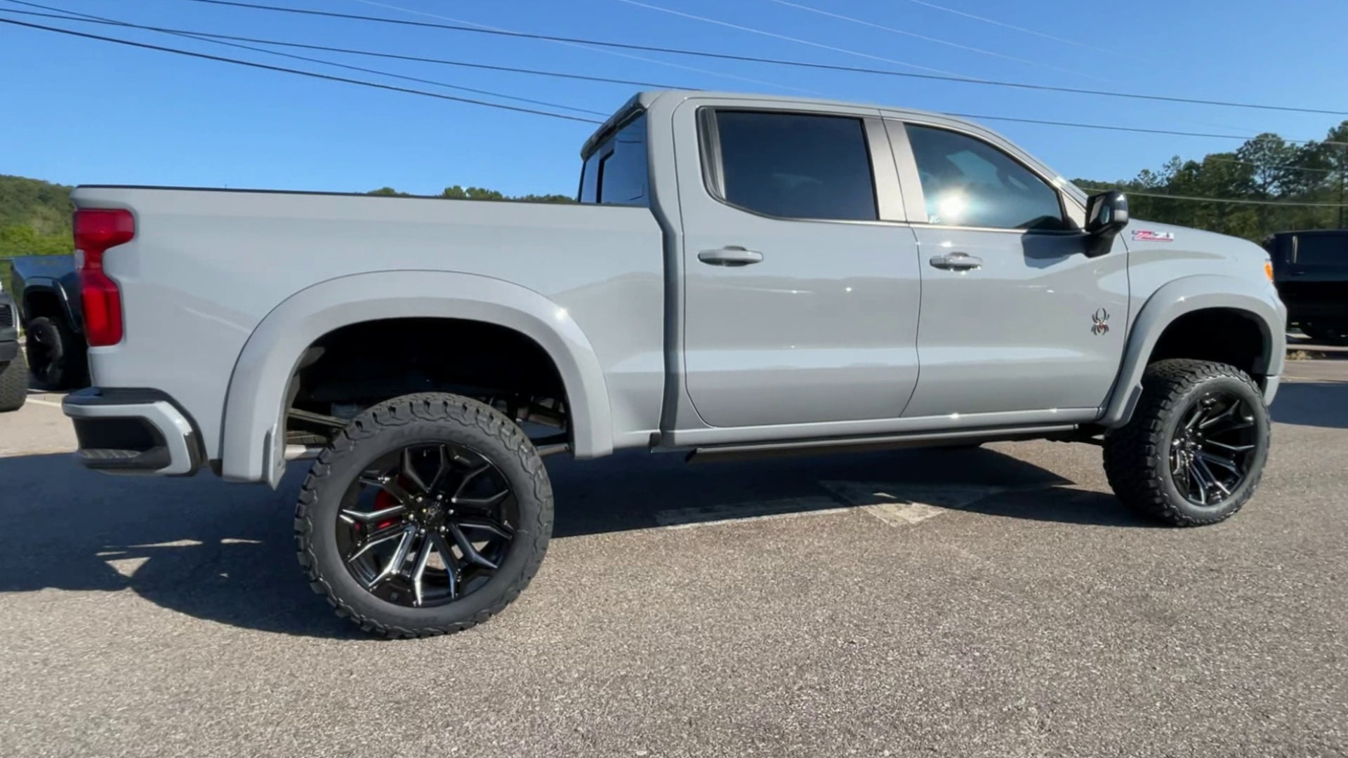 Vehicle Image 8