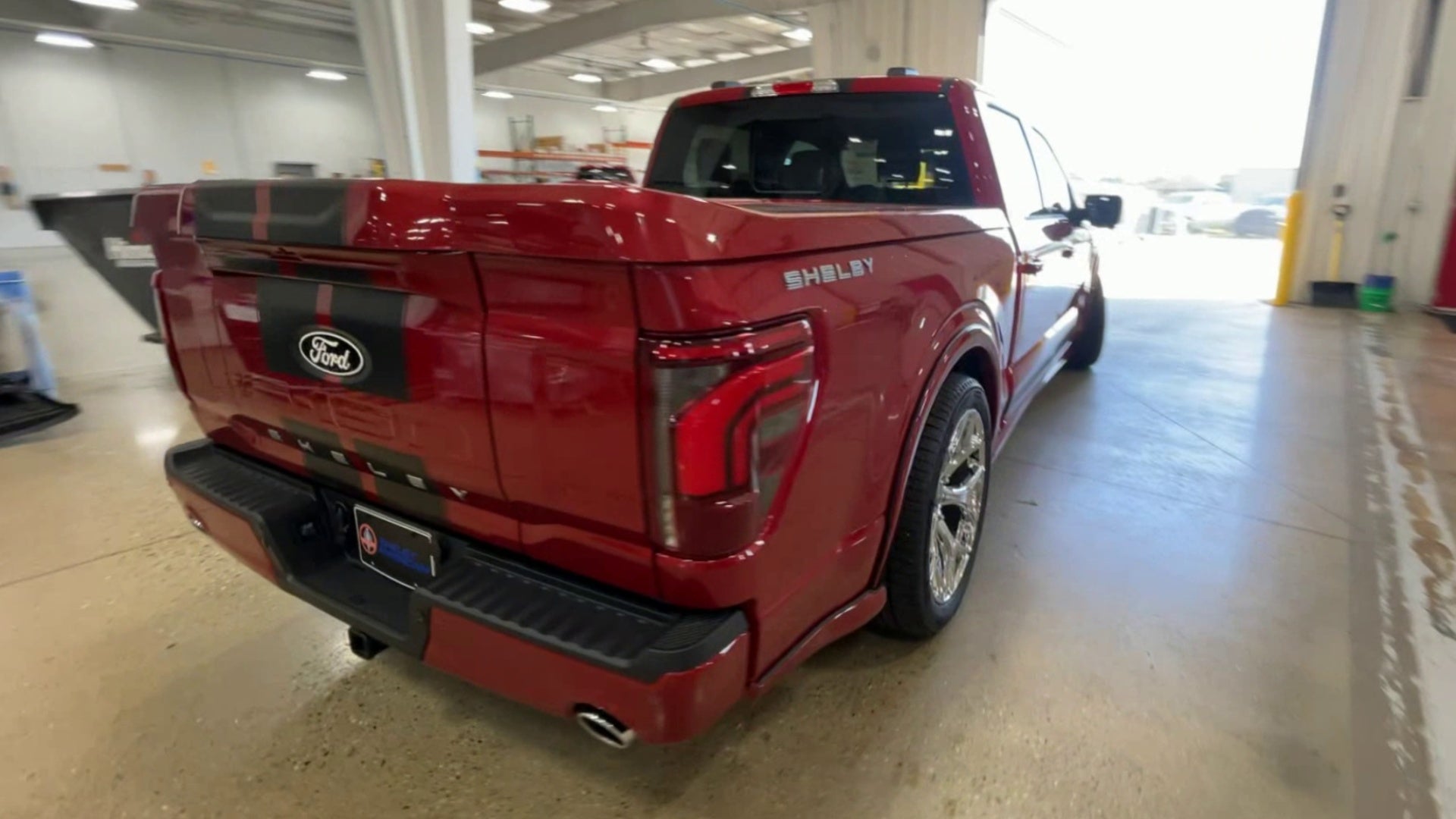 Vehicle Image 8