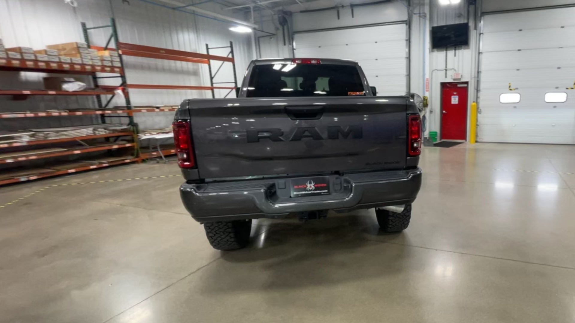 Vehicle Image 8