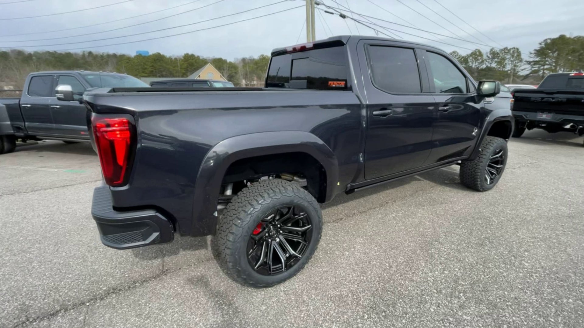 Vehicle Image 8