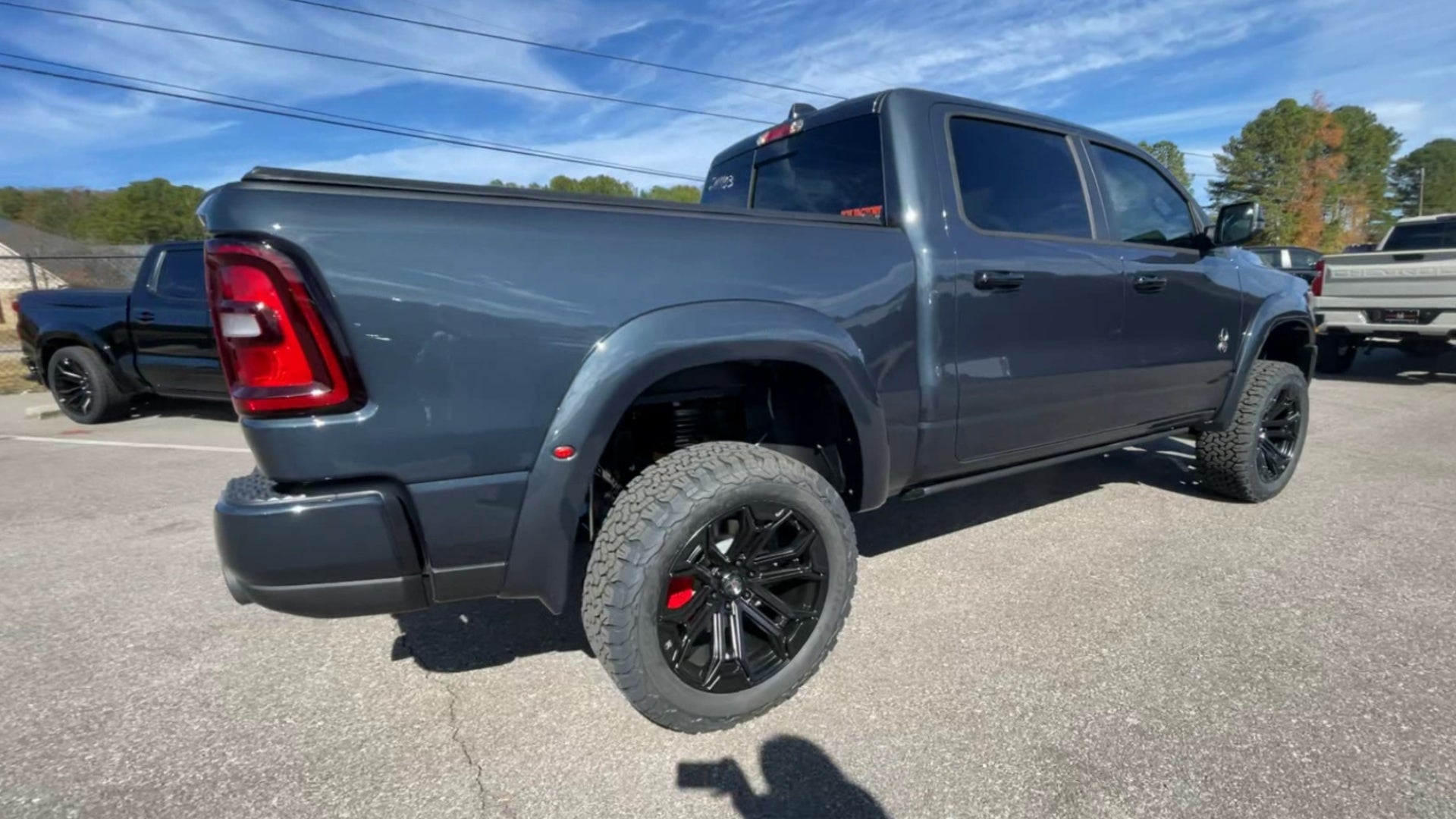 Vehicle Image 8