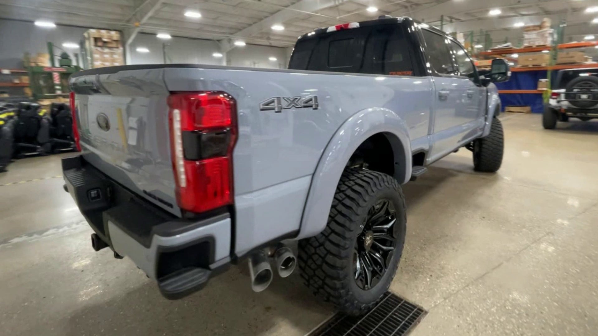 Vehicle Image 8