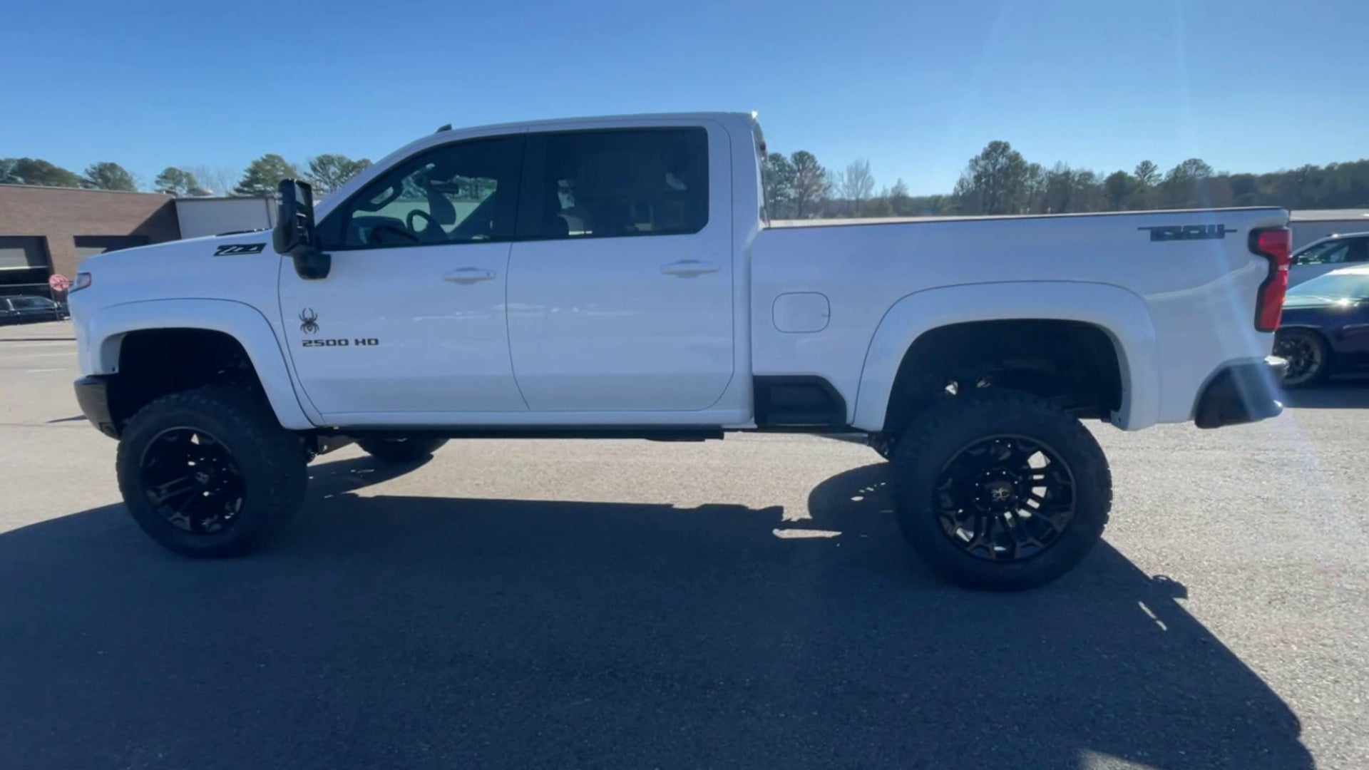 Vehicle Image 8