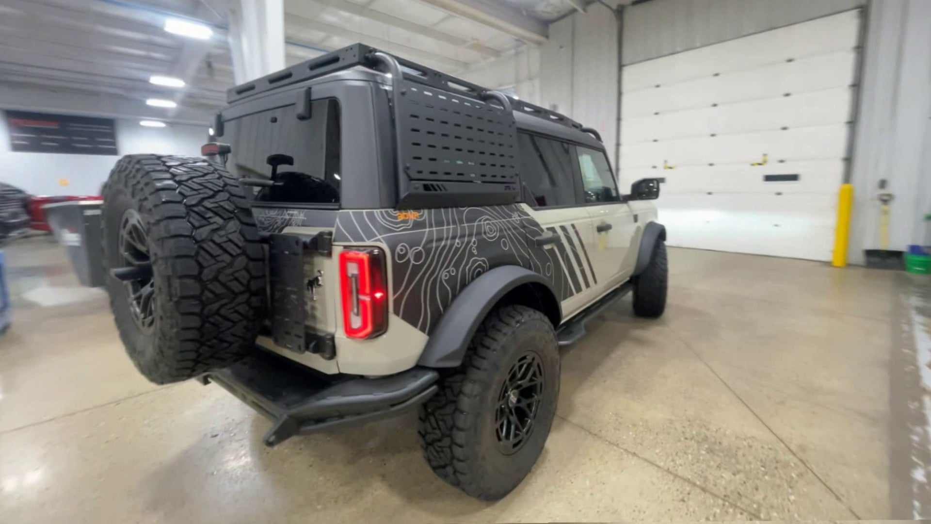 Vehicle Image 8