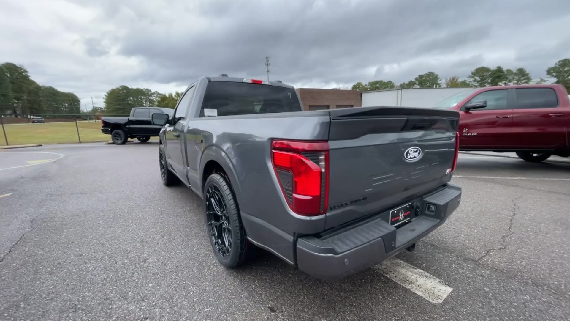 Vehicle Image 8