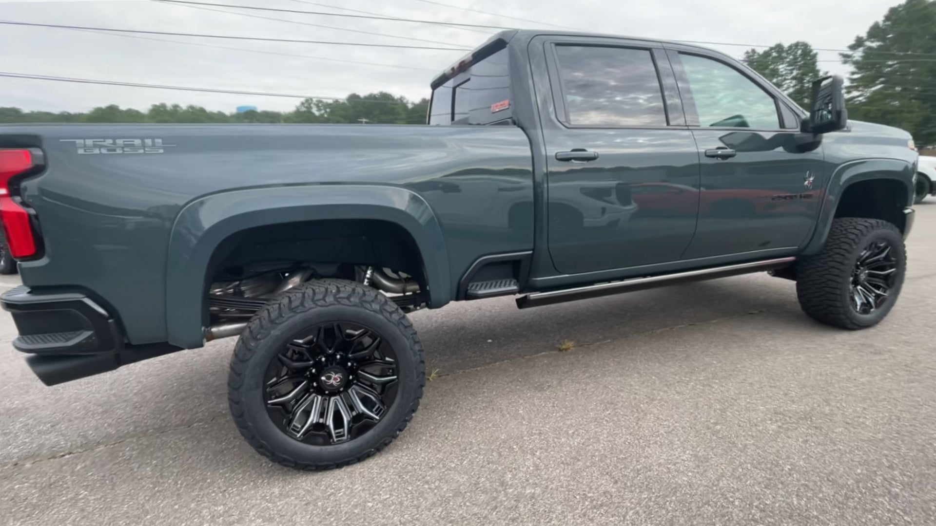 Vehicle Image 8