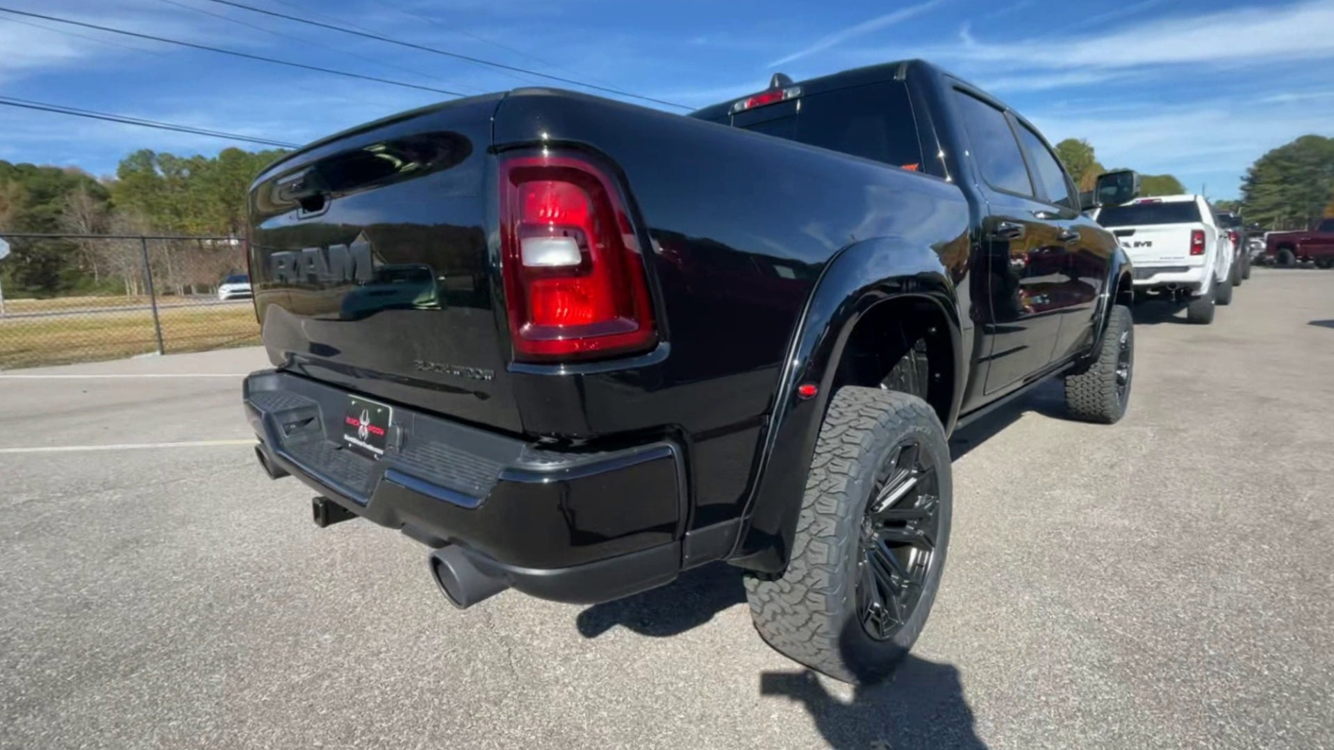 Vehicle Image 8