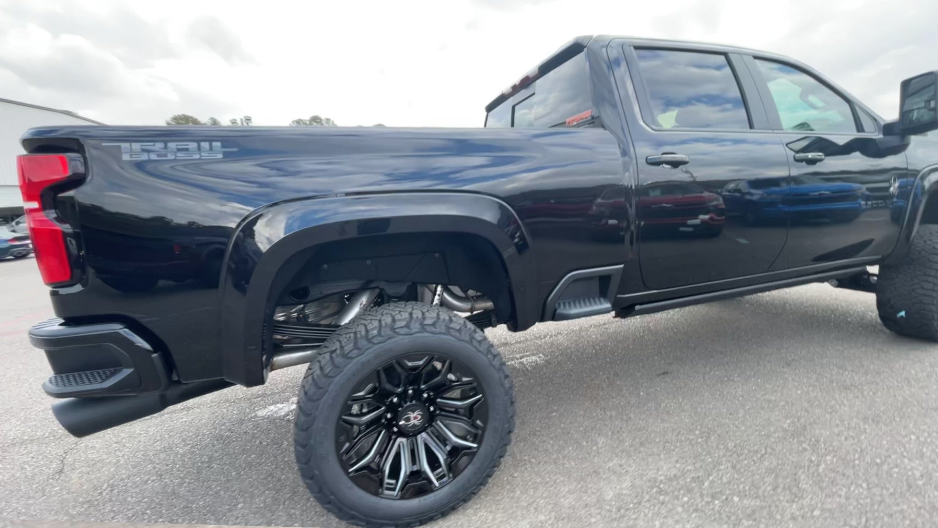 Vehicle Image 8