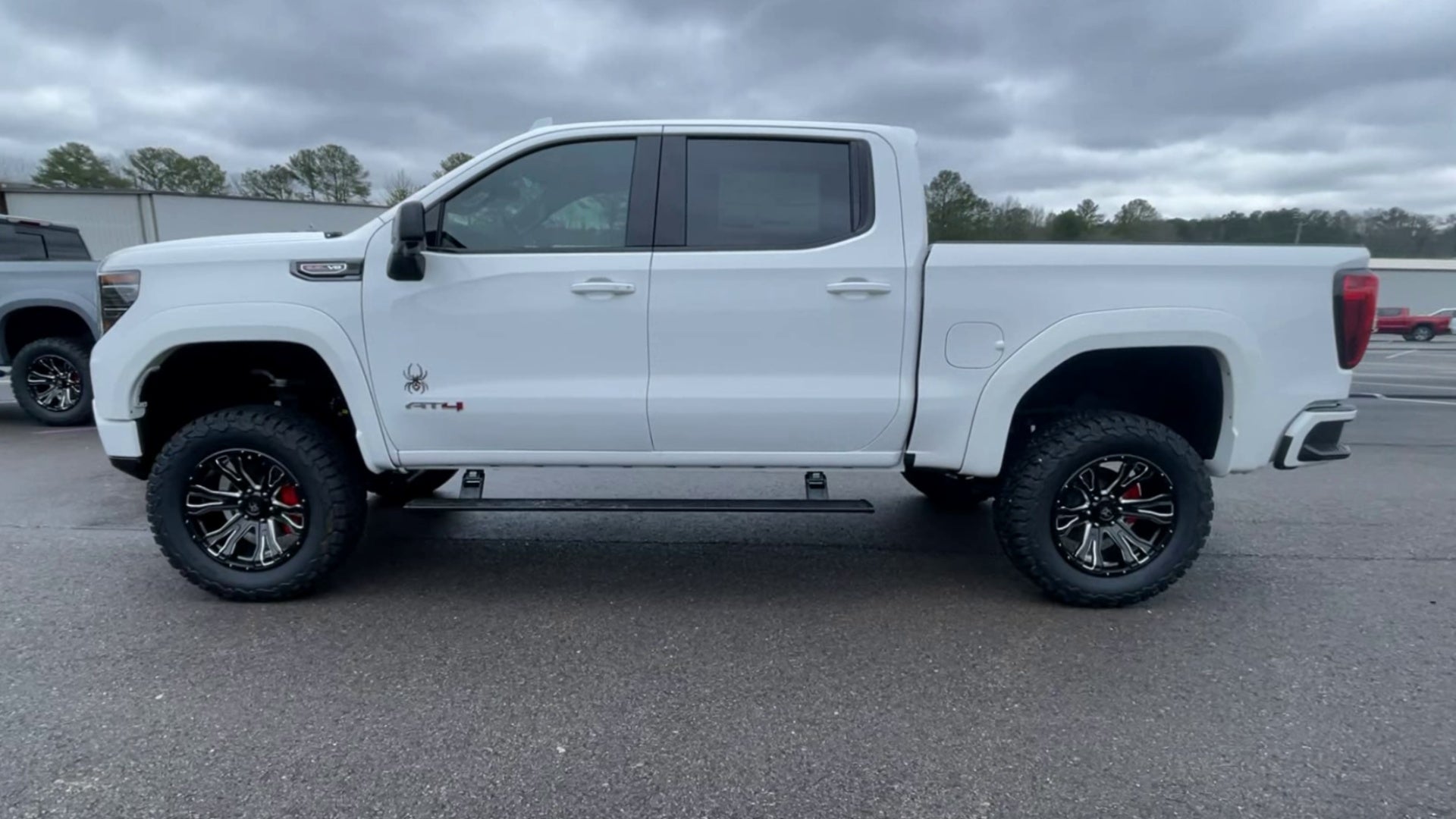 Vehicle Image 8