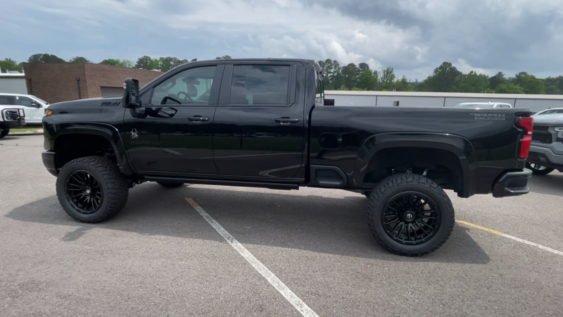 Vehicle Image 8