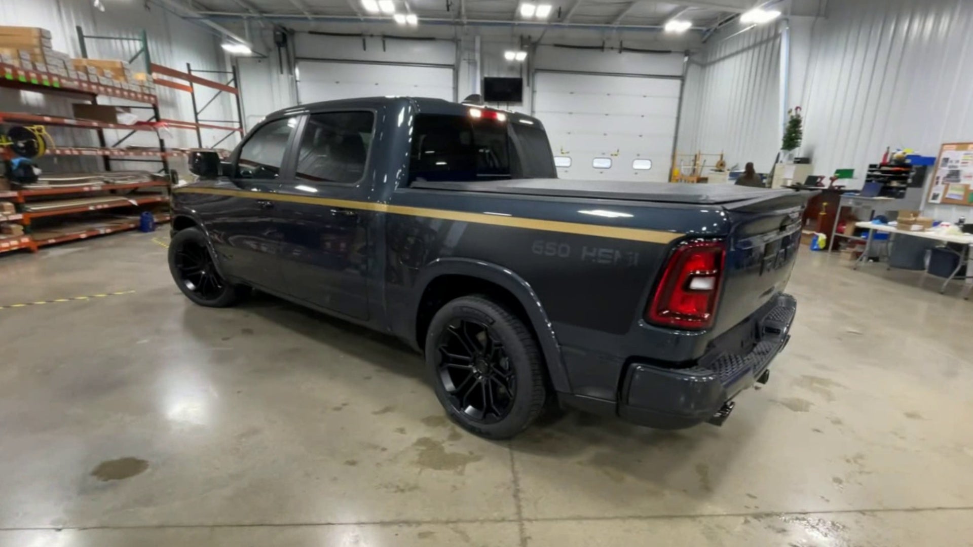 Vehicle Image 8