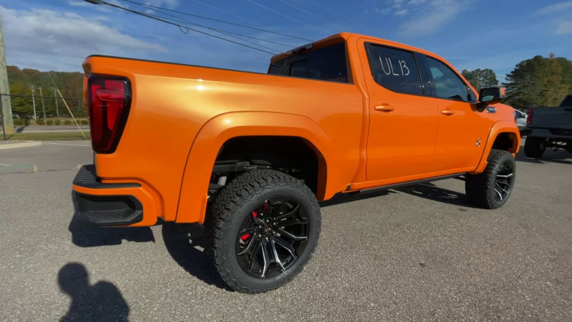 Vehicle Image 8