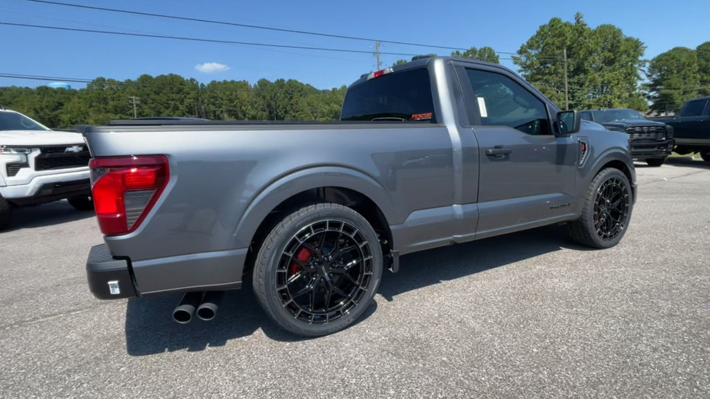 Vehicle Image 8