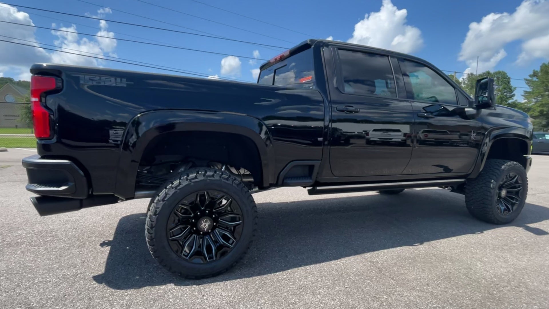 Vehicle Image 8
