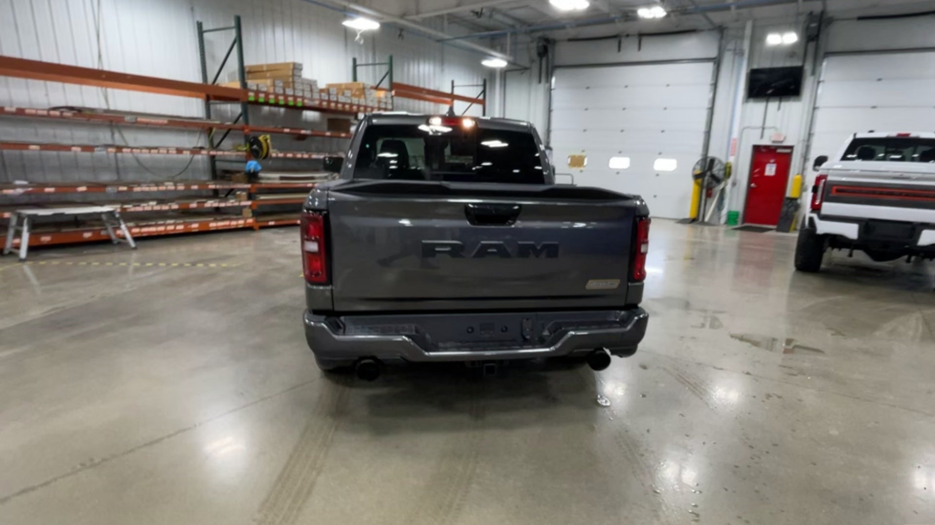 Vehicle Image 8