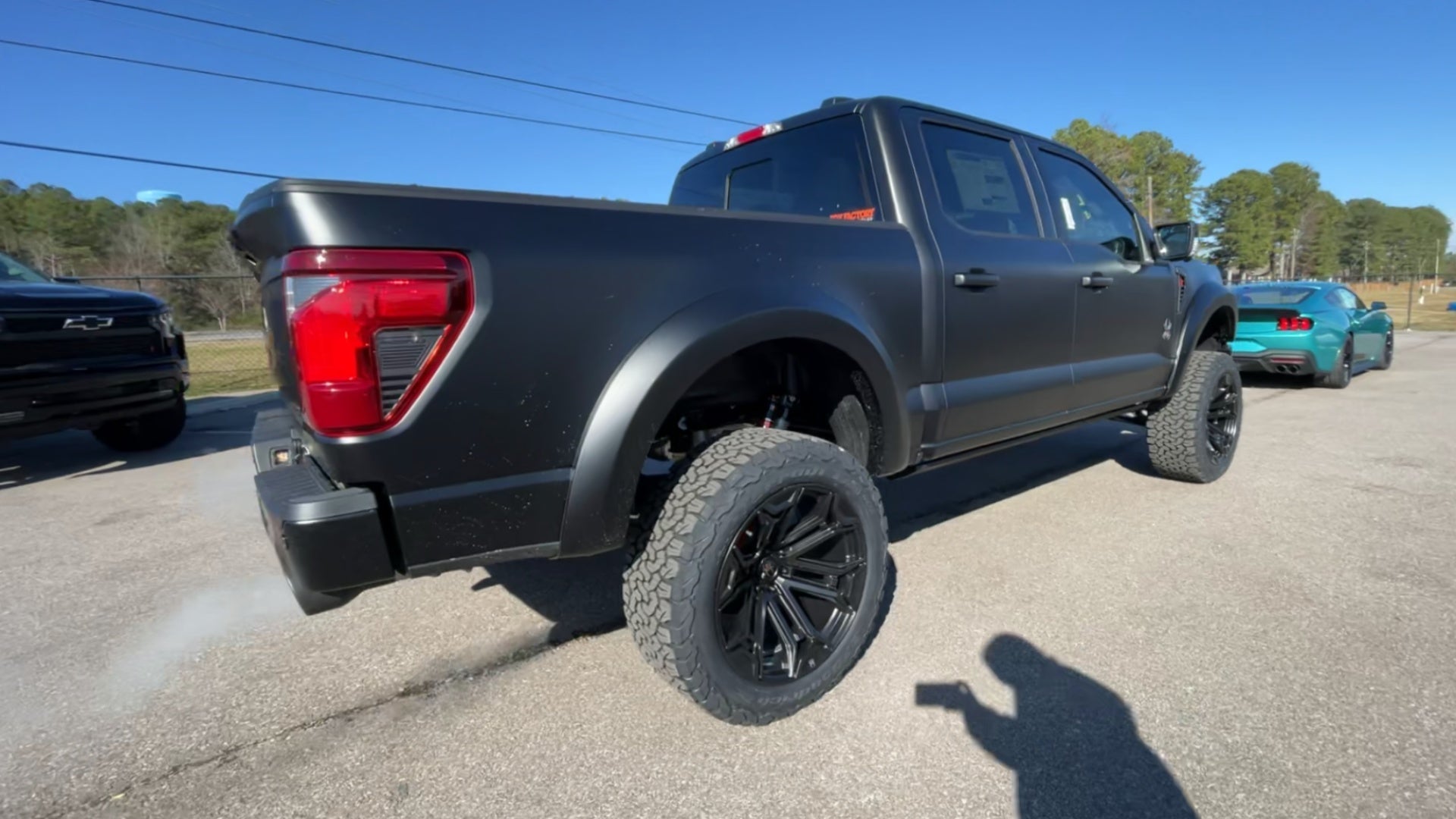 Vehicle Image 8
