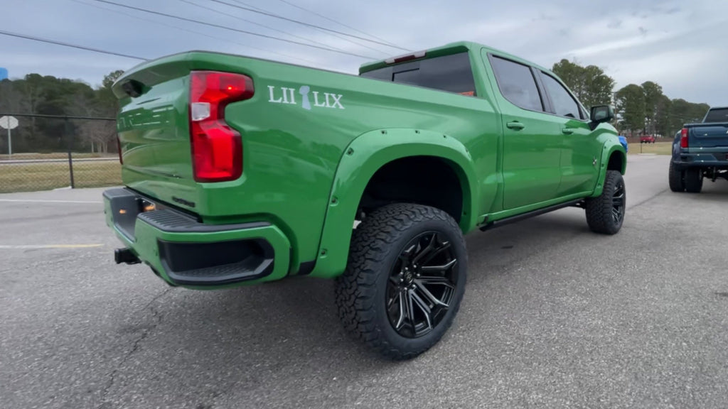 Vehicle Image 8