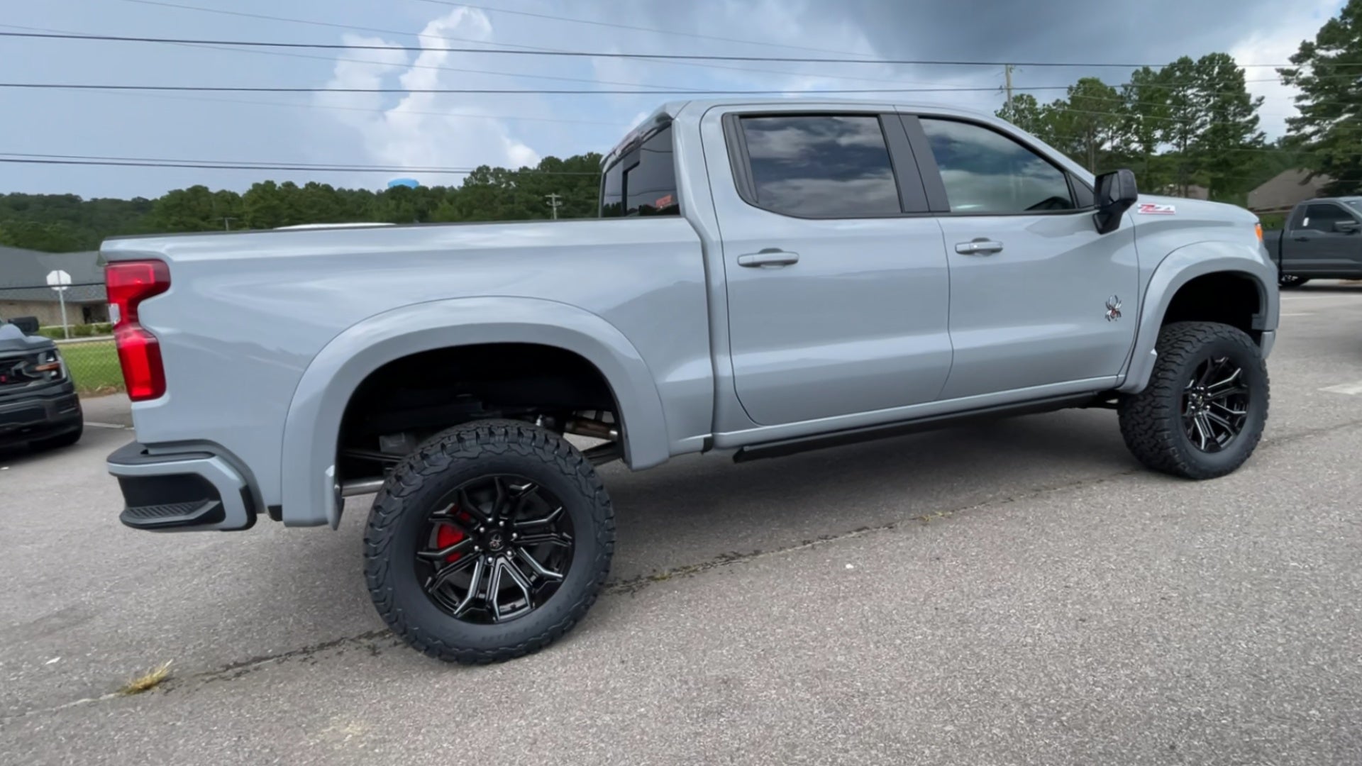 Vehicle Image 8