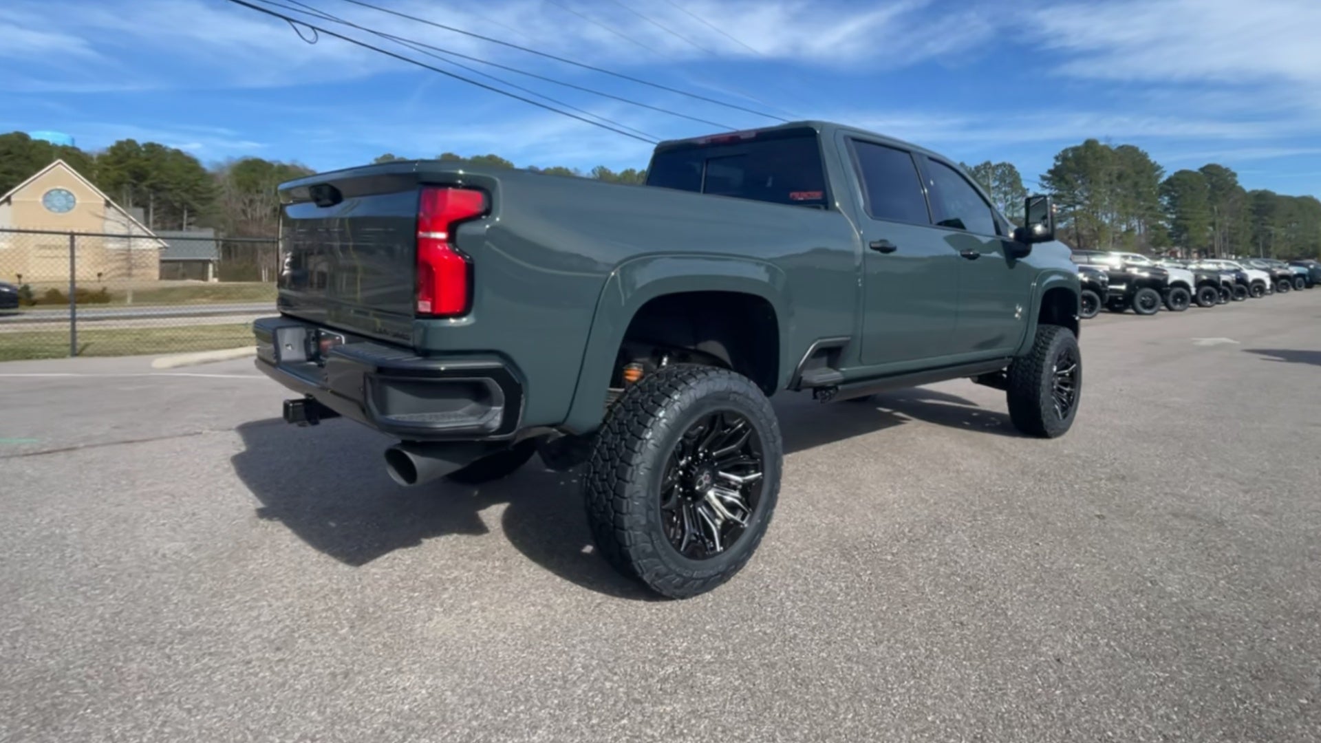 Vehicle Image 8