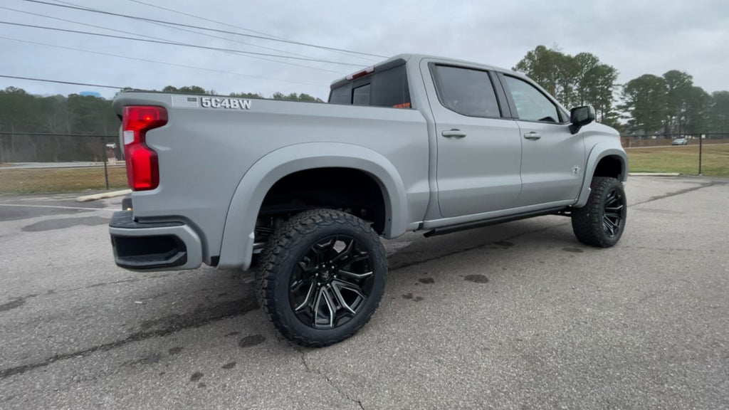 Vehicle Image 8