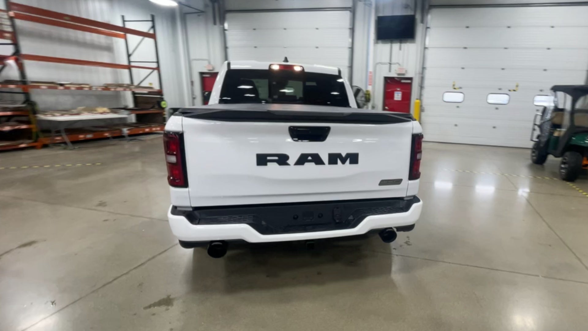 Vehicle Image 8