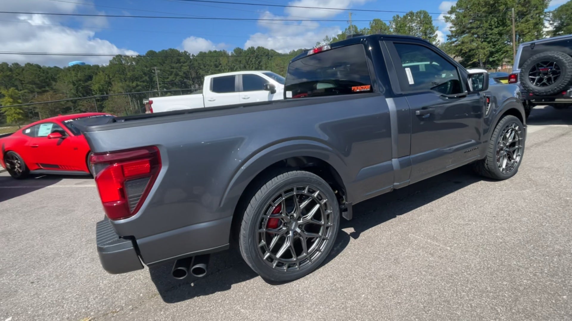 Vehicle Image 8