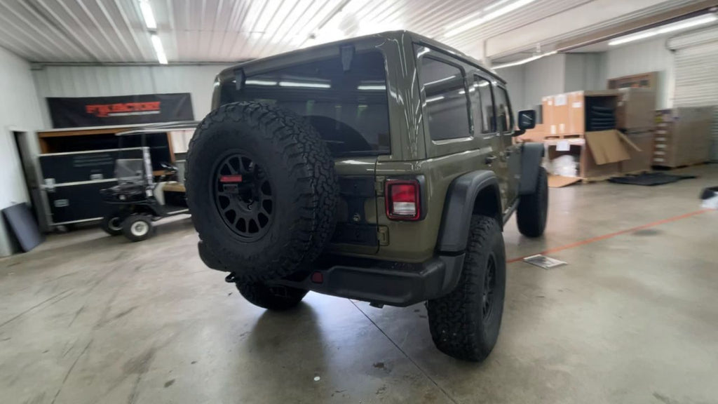 Vehicle Image 8