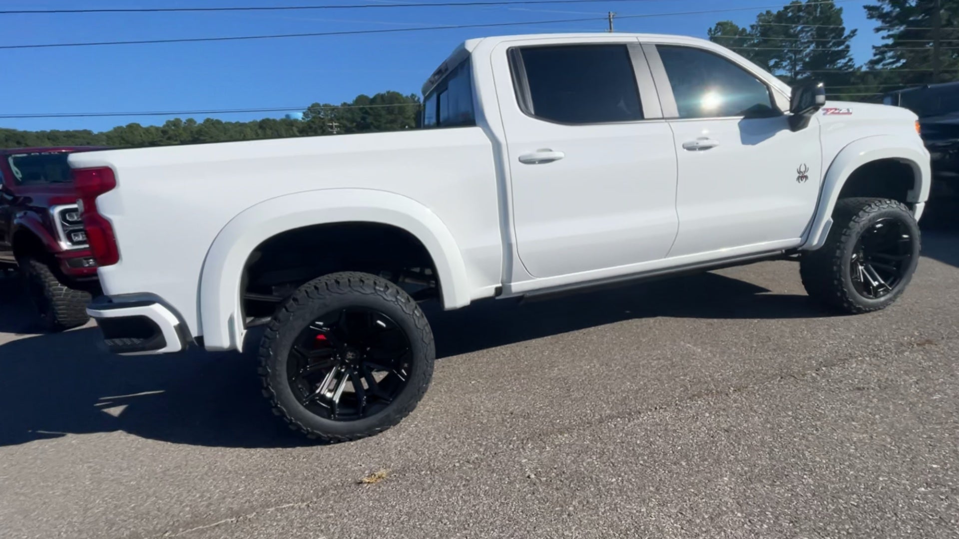 Vehicle Image 8