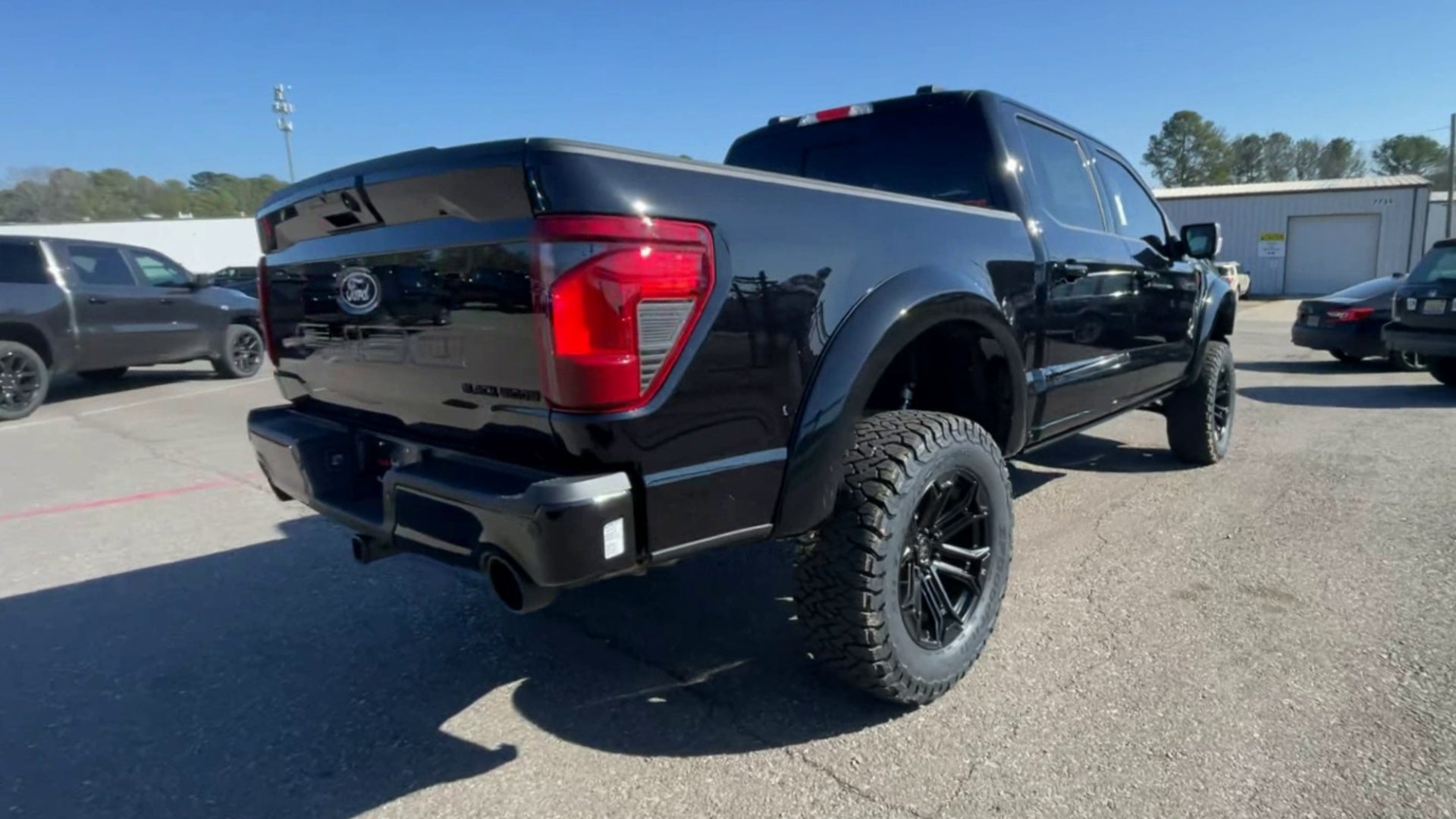 Vehicle Image 8