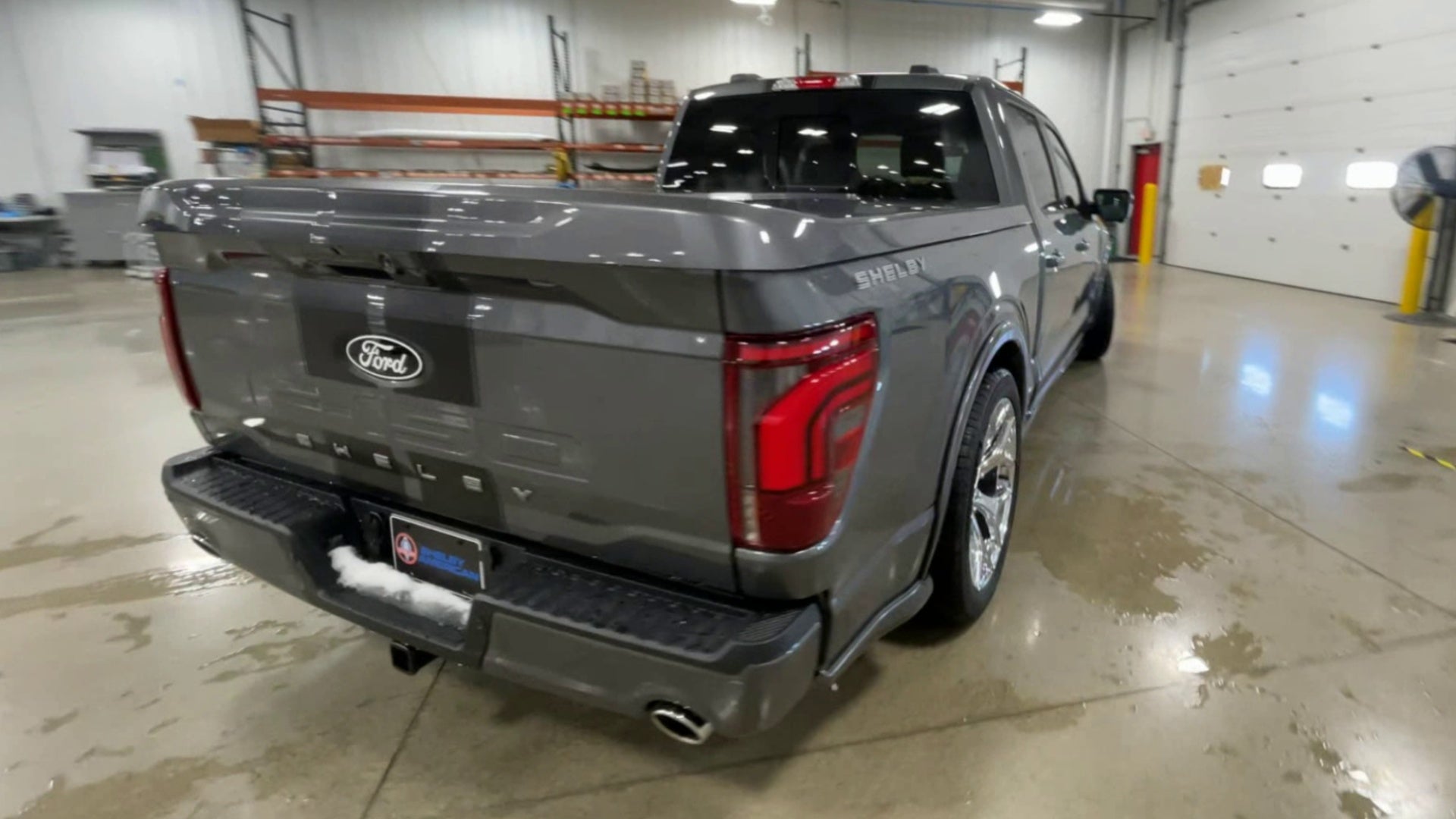 Vehicle Image 8