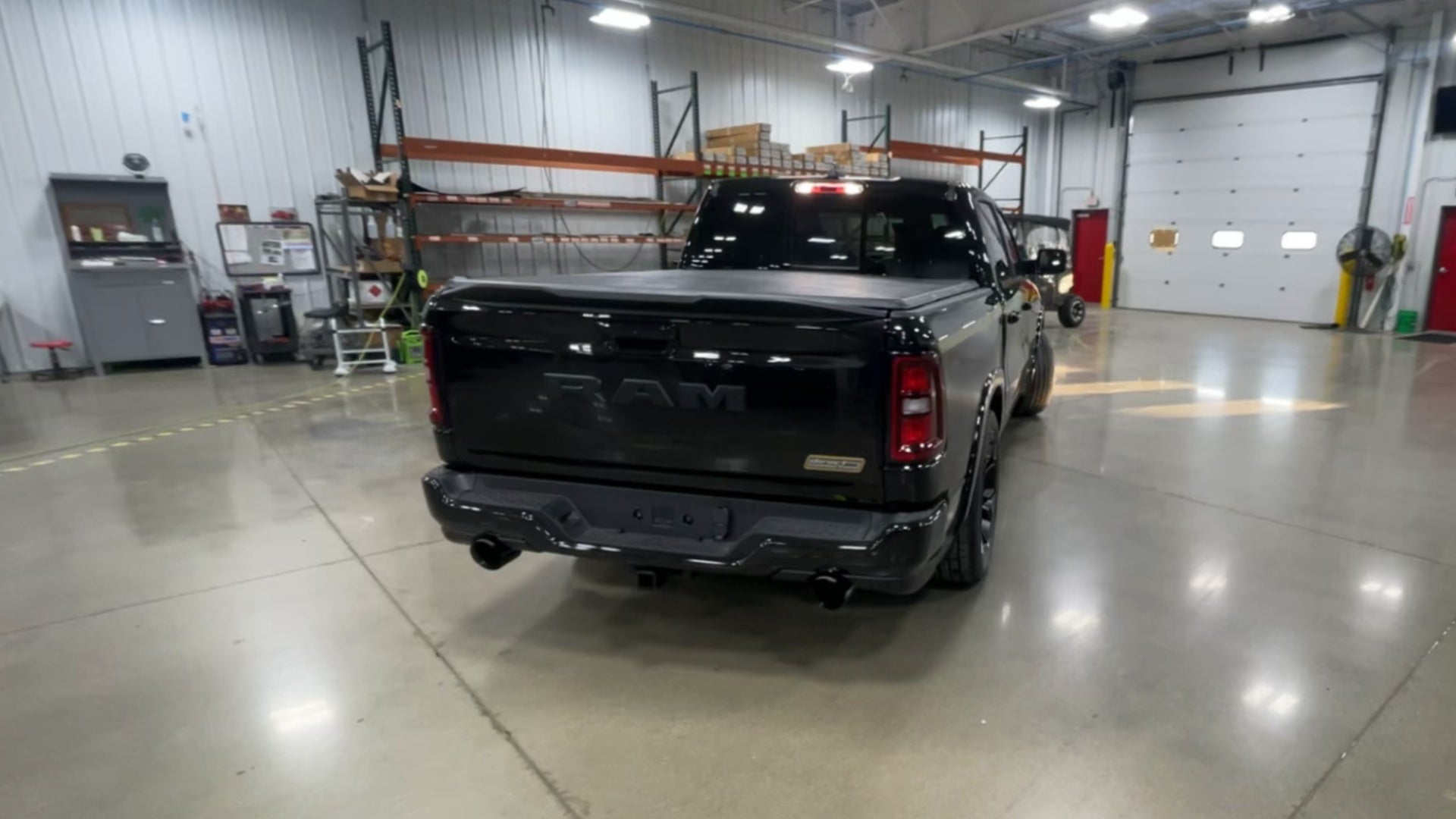Vehicle Image 8