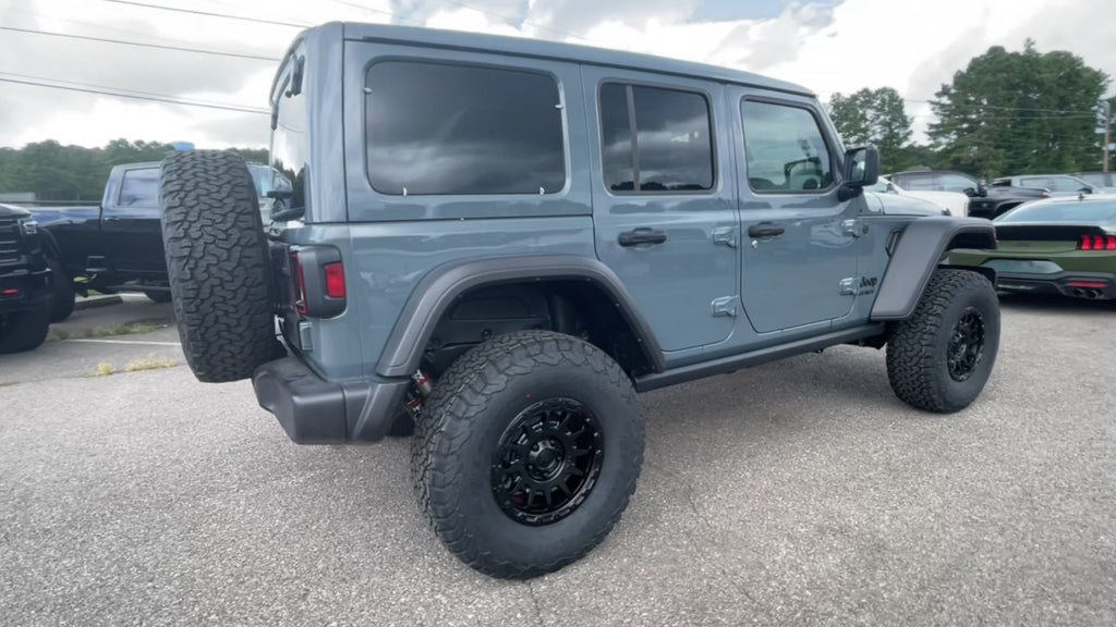 Vehicle Image 8