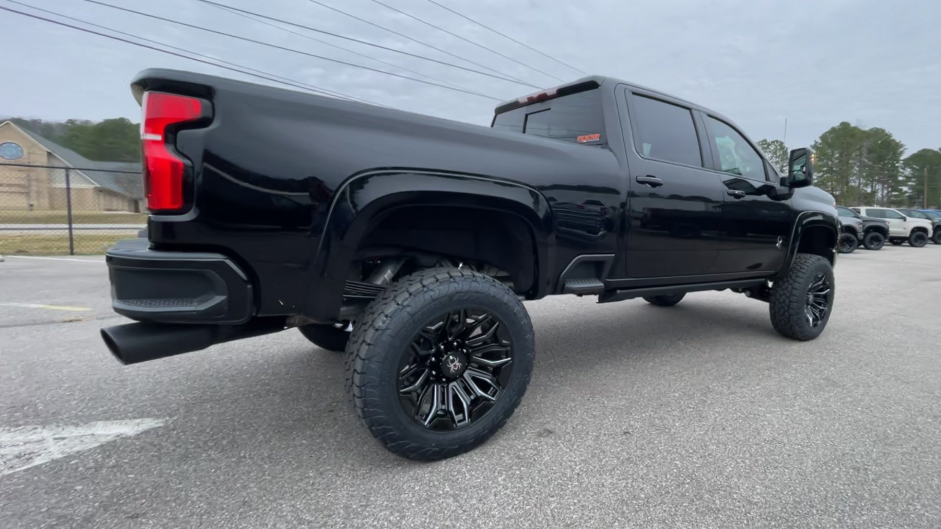 Vehicle Image 8