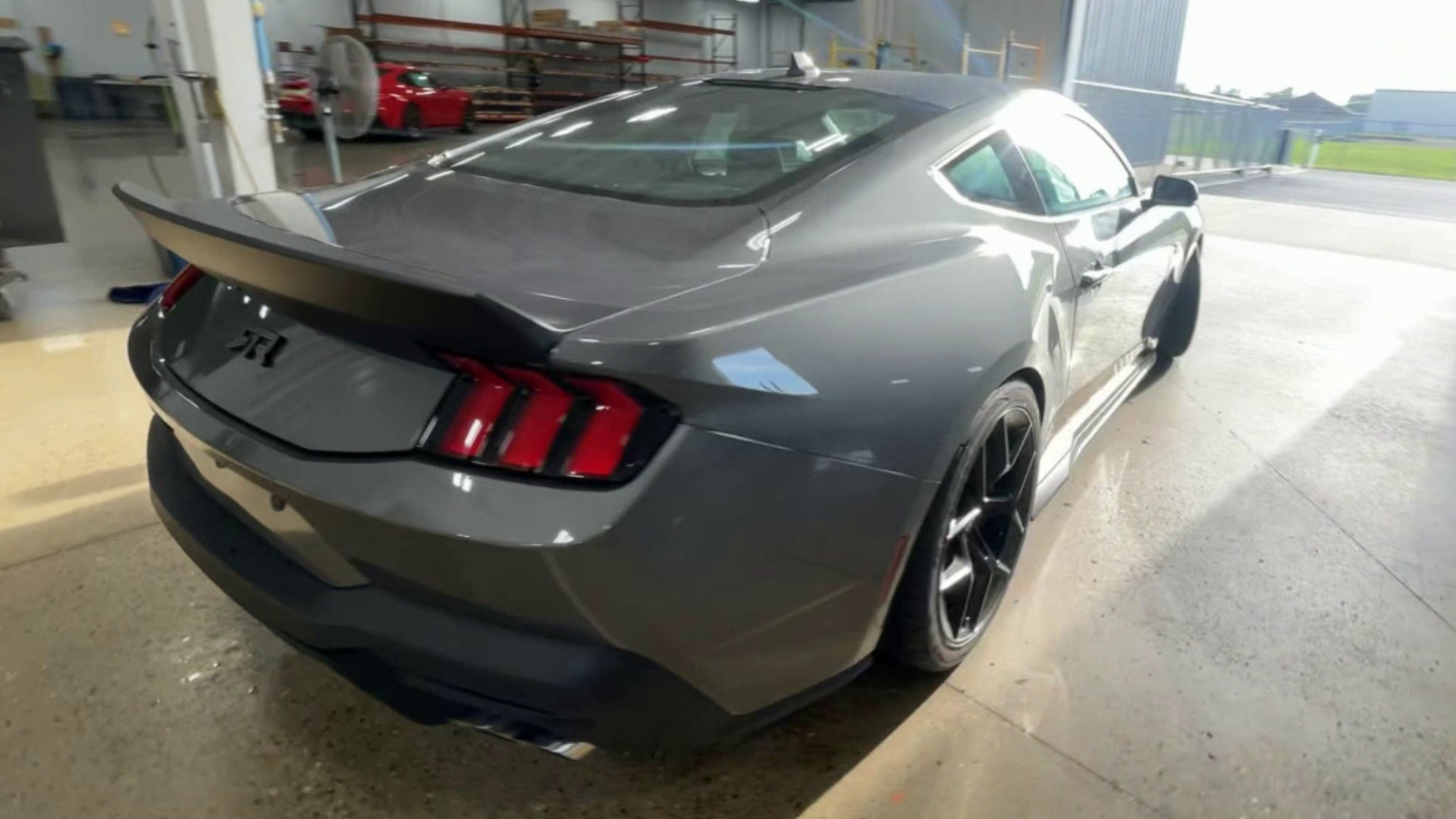 Vehicle Image 8