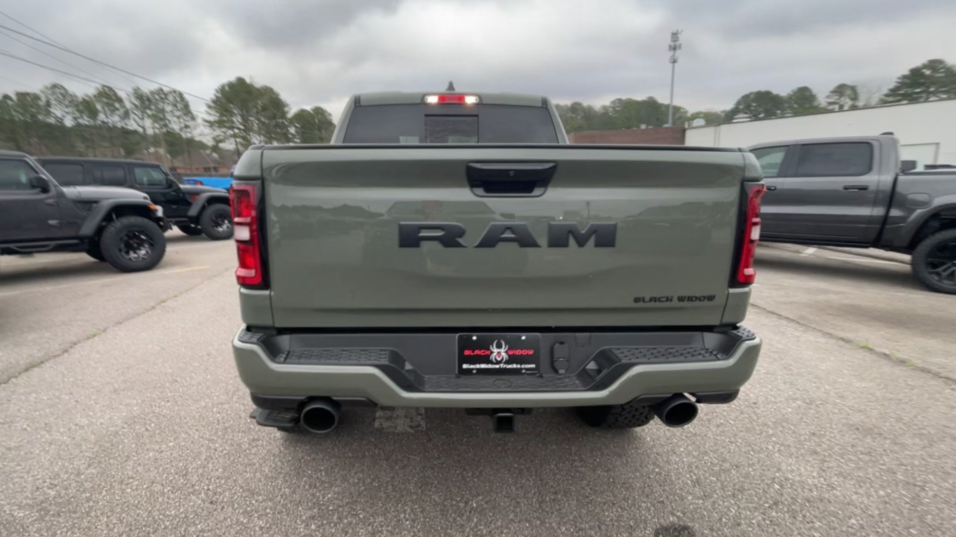 Vehicle Image 8