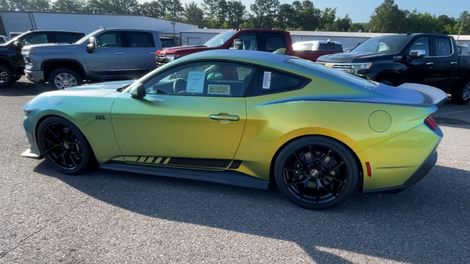 Vehicle Image 8