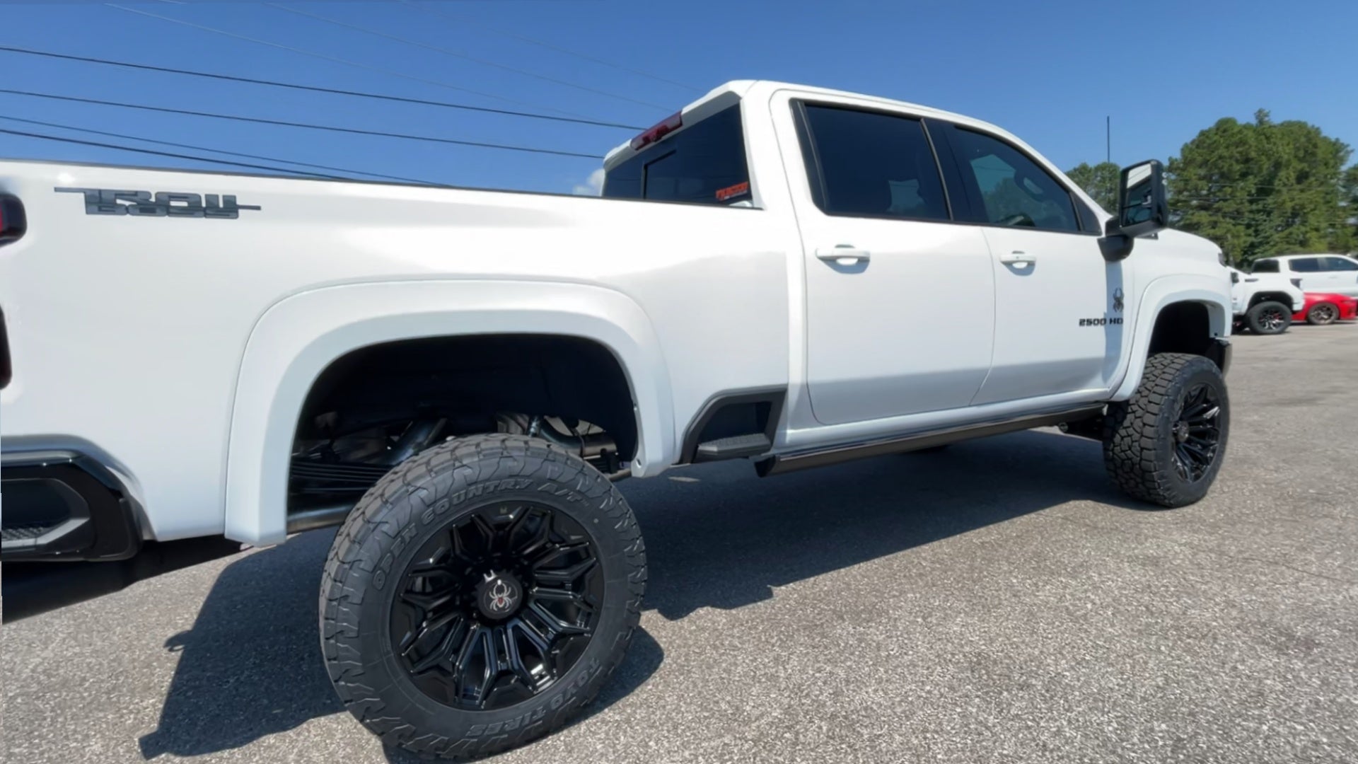 Vehicle Image 8