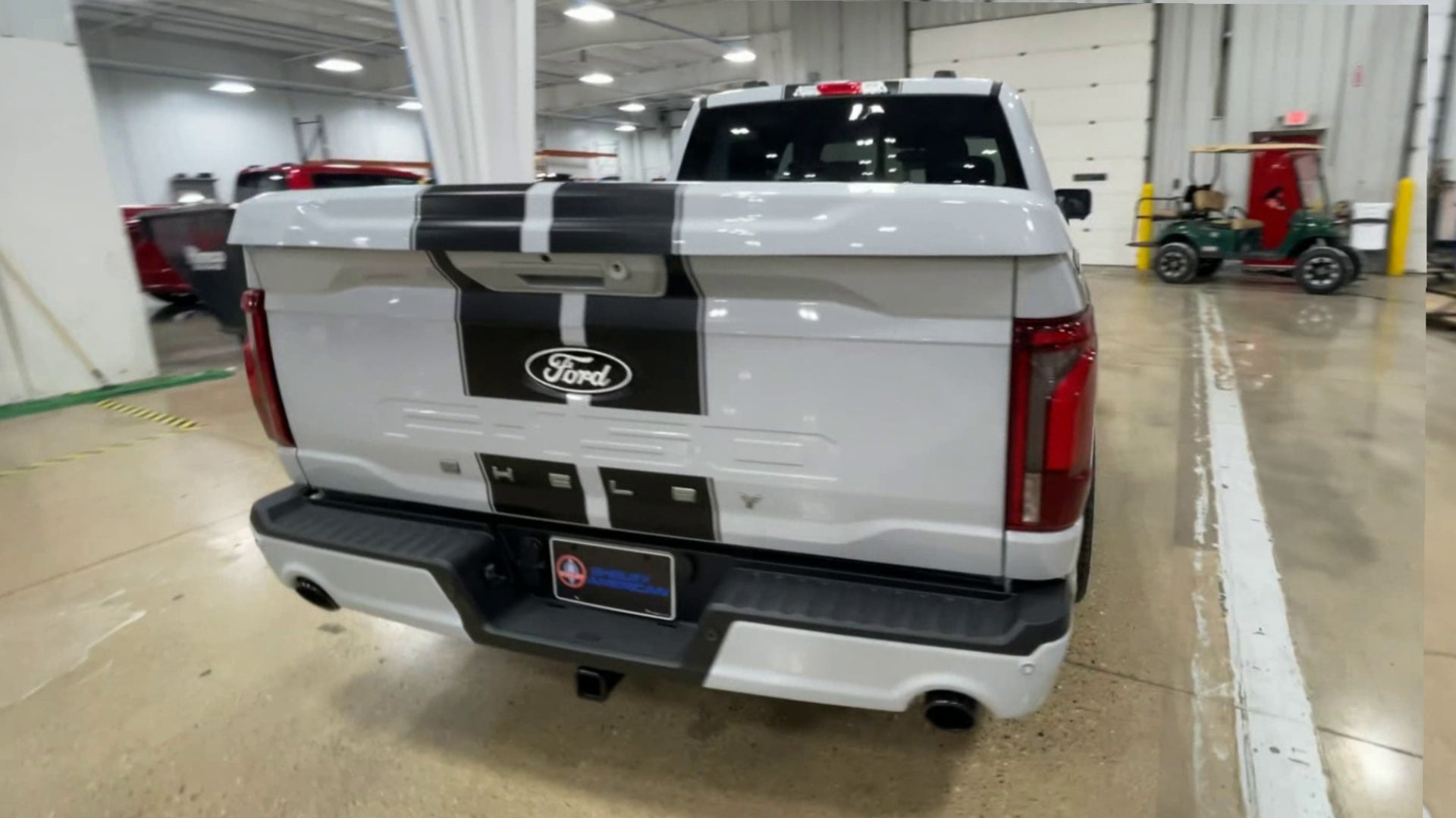 Vehicle Image 8