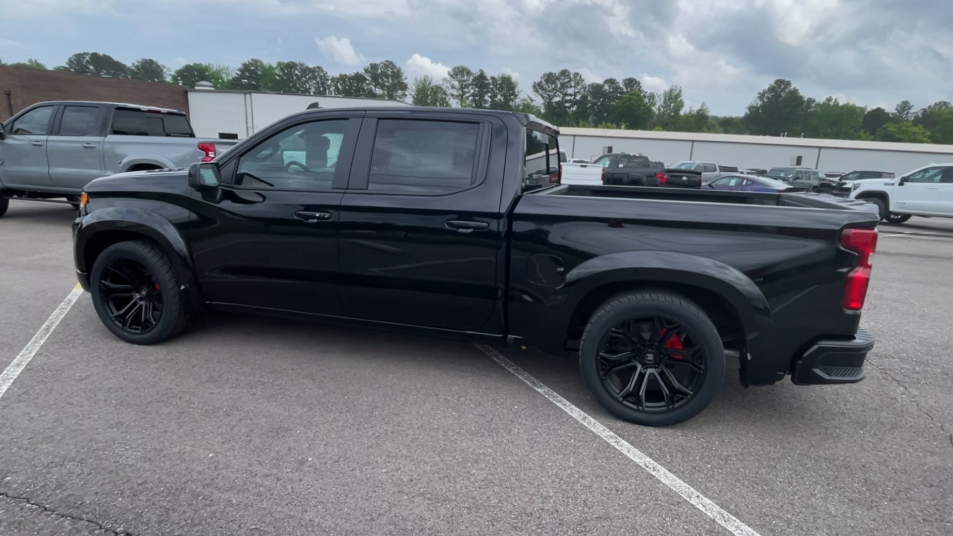 Vehicle Image 8
